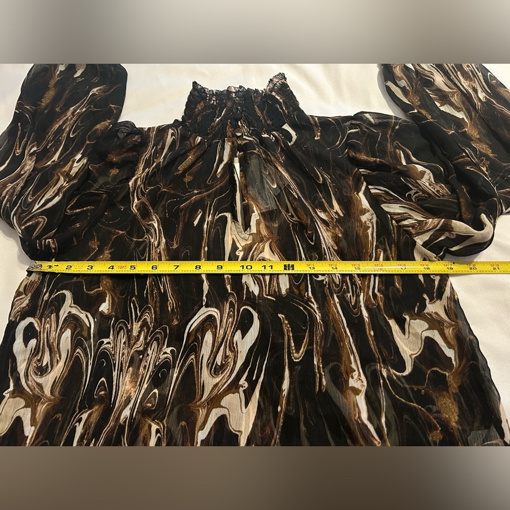 Elegant Brown Patterned Women's Top - Picture 5 of 10